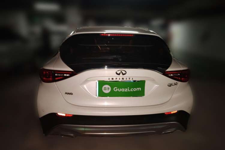 Used Infiniti QX30 2017 2.0T Four-Wheel Drive Fashion Edition Rear