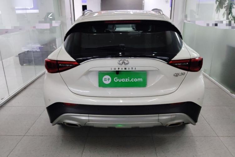 Used Infiniti QX30 2017 1.6T Two-Wheel-Drive Sport Edition Rear