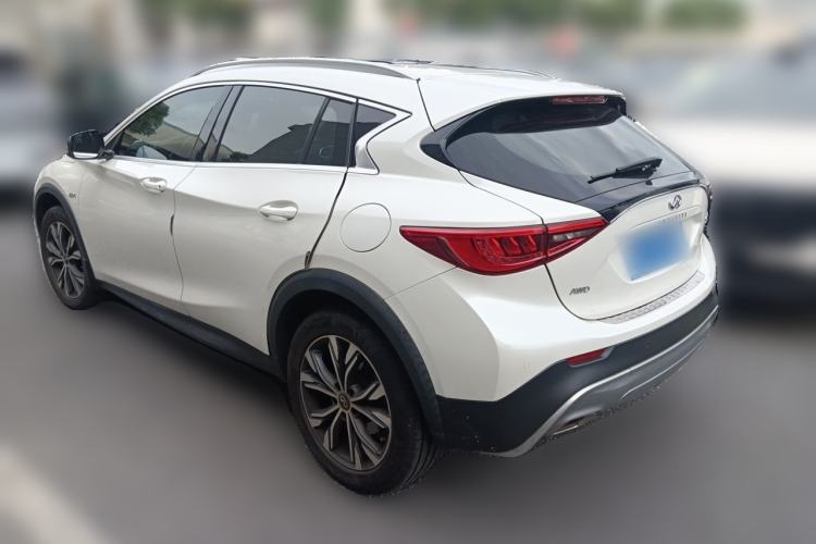 Used Infiniti QX30 2017 2.0T Four-Wheel Drive Fashion Edition Rear Left 45 Deg