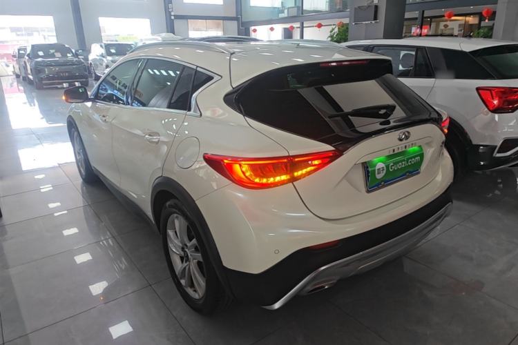 Used Infiniti QX30 2017 1.6T Two-Wheel Drive Fashion Edition Rear Left 45 Deg