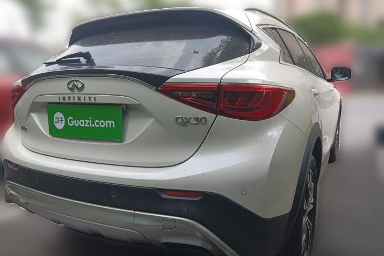 Used Infiniti QX30 2017 2.0T Four-Wheel Drive Sport Edition Rear Right 45 Deg