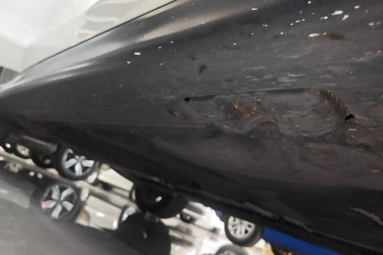 Used Infiniti QX30 2017 1.6T Two-Wheel Drive Fashion Edition Right Side Sill