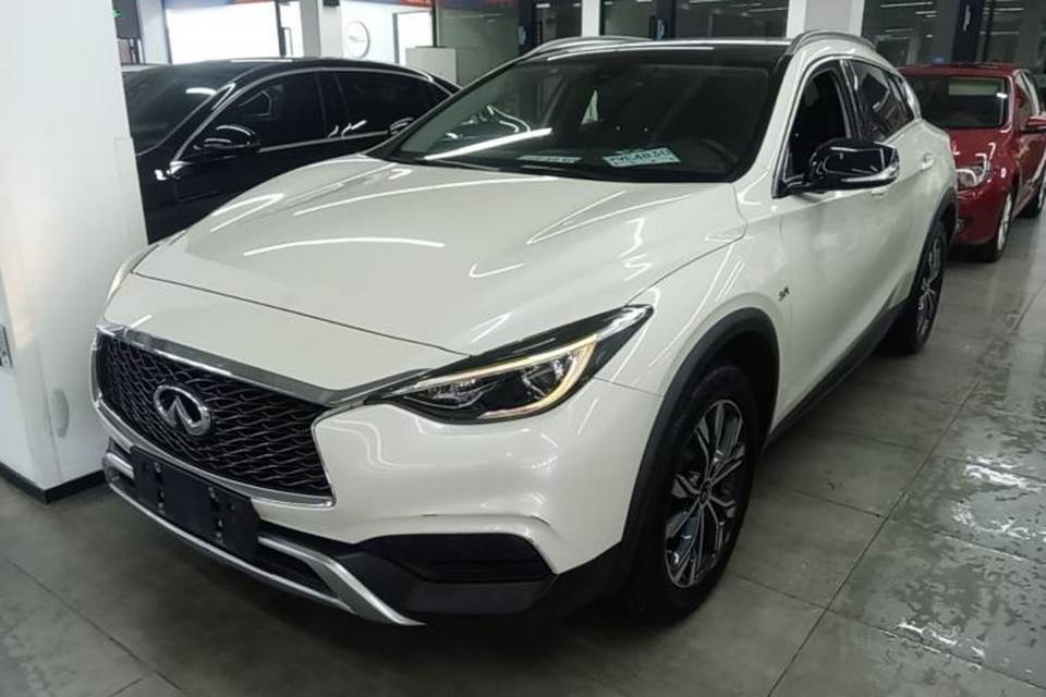 Infiniti QX30 2017