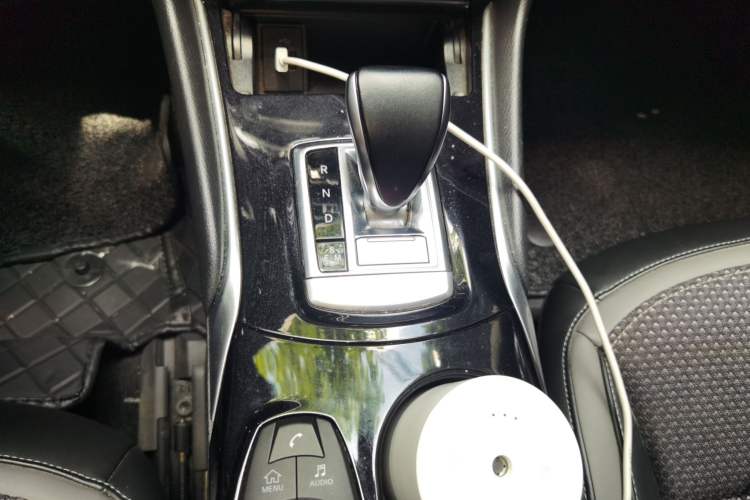 Used Infiniti QX30 2018 1.6T Two-Wheel Drive Sport Edition Gear Lever