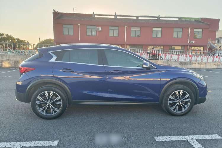 Used Infiniti QX30 2018 1.6T Two-Wheel Drive Fashion Edition Exterior 7