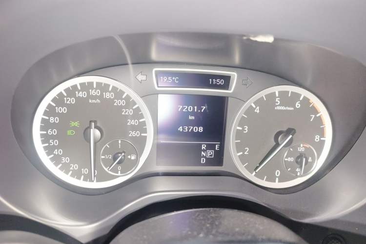 Used Infiniti QX30 2018 1.6T Two-Wheel Drive Fashion Edition Instrument Cluster