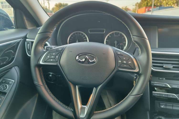 Used Infiniti QX30 2018 1.6T Two-Wheel Drive Fashion Edition Interior 6