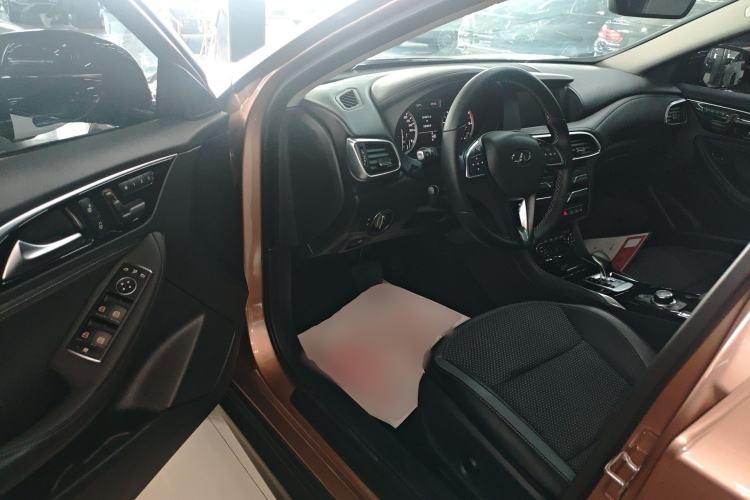 Used Infiniti QX30 2018 1.6T Two-Wheel Drive Extreme Edition Driver Seat