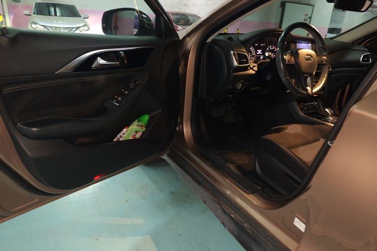 Used Infiniti QX30 2018 1.6T Two-Wheel Drive Fashion Edition Interior 3