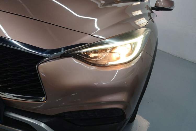 Used Infiniti QX30 2018 1.6T Two-Wheel Drive Fashion Edition Left Front Headlight
