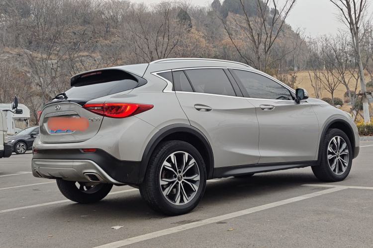 Used Infiniti QX30 2018 1.6T Two-Wheel Drive Fashion Edition Exterior 4