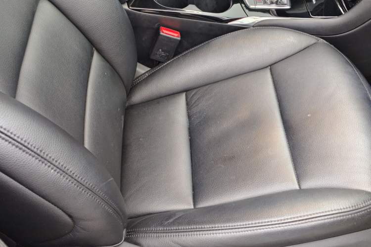 Used Infiniti QX30 2018 1.6T Two-Wheel Drive Fashion Edition Interior 8