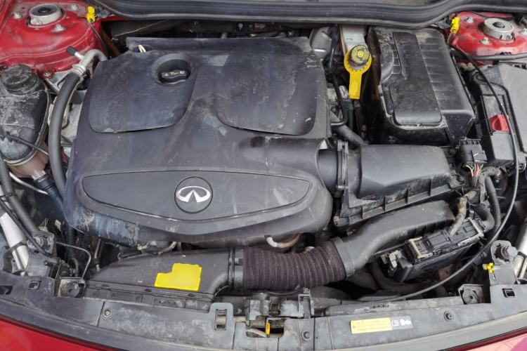 Used Infiniti QX30 2018 1.6T Two-Wheel Drive Sport Edition Engine Bay
