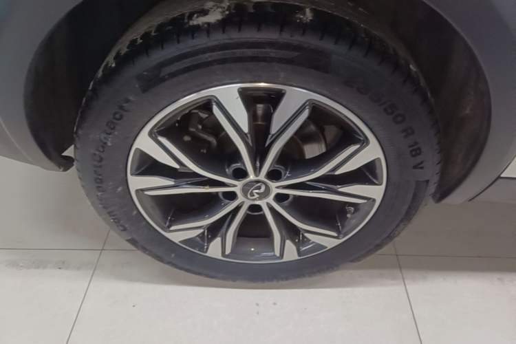 Used Infiniti QX30 2018 1.6T Two-Wheel Drive Sport Edition Exterior 5