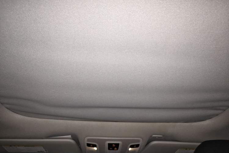 Used Infiniti QX30 2018 1.6T Two-Wheel Drive Extreme Edition Headliner