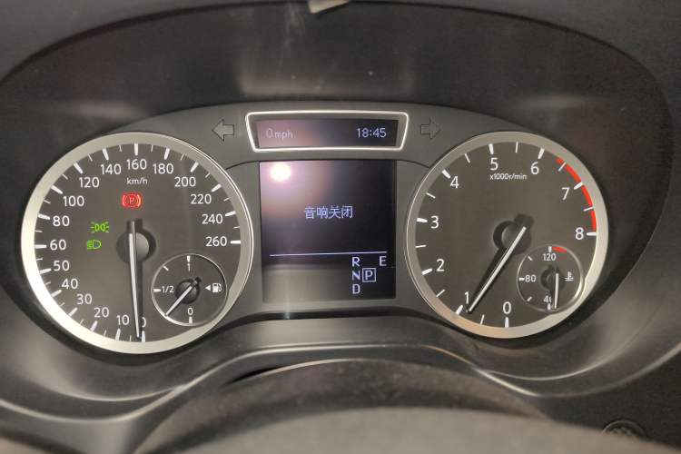 Used Infiniti QX30 2018 1.6T Two-Wheel Drive Fashion Edition Instrument Cluster