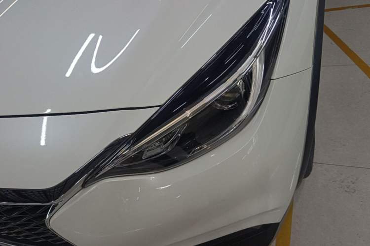 Used Infiniti QX30 2018 1.6T Two-Wheel Drive Sport Edition Left Front Headlight