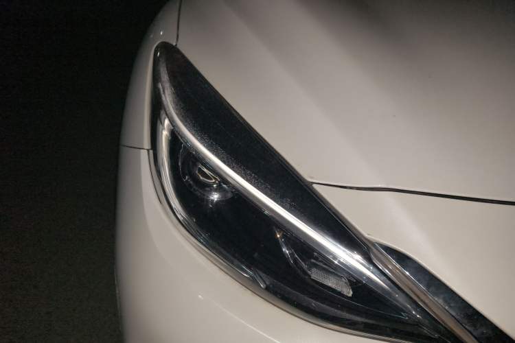 Used Infiniti QX30 2018 1.6T Two-Wheel Drive Fashion Edition Right Front Headlight