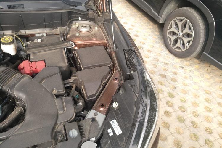 Used Infiniti QX50 2020 2.0T Four-Wheel Drive Navigation Edition Engine Bay Left