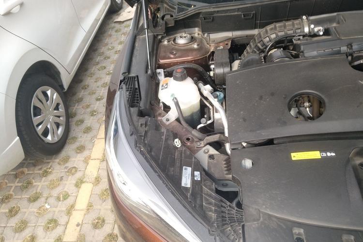 Used Infiniti QX50 2020 2.0T Four-Wheel Drive Navigation Edition Engine Bay Right