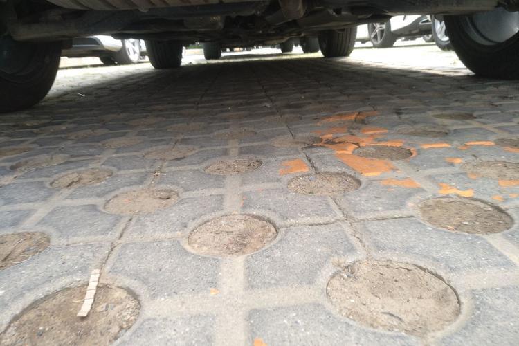 Used Infiniti QX50 2020 2.0T Four-Wheel Drive Navigation Edition Rear Bumper Underside