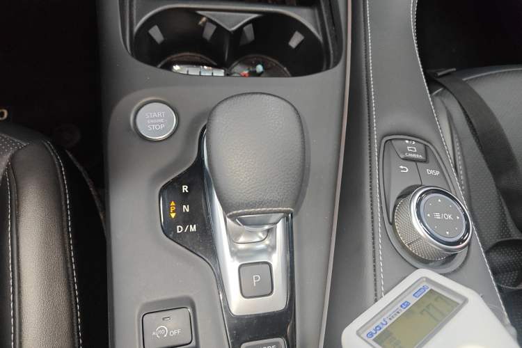 Used Infiniti QX50 2022 2.0T Four-Wheel Drive Navigation Edition Gear Lever