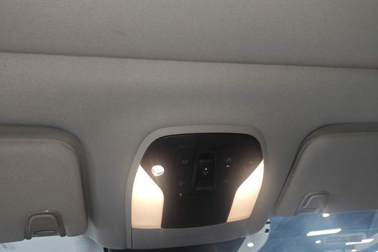 Used Infiniti QX50 2022 2.0T Four-Wheel Drive Navigation Edition Headliner