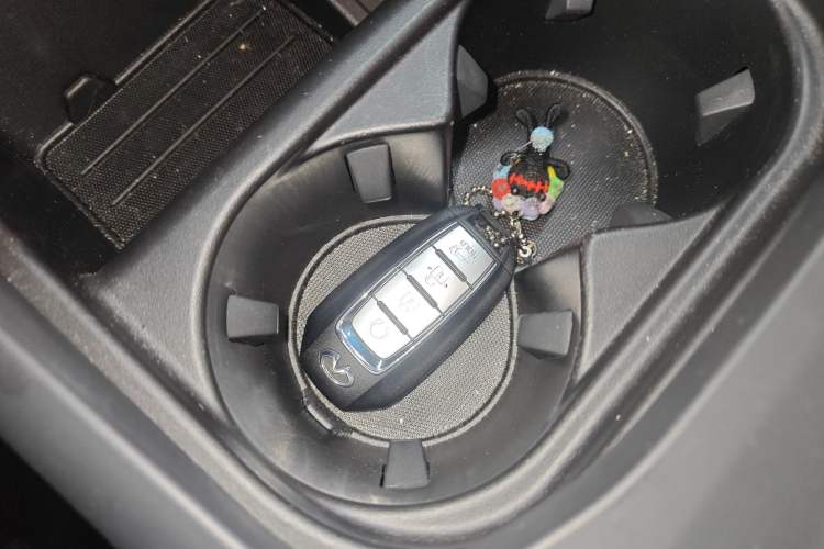 Used Infiniti QX50 2022 2.0T Four-Wheel Drive Navigation Edition Vehicle Key