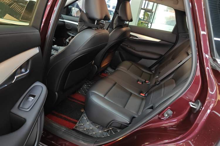 Used Infiniti QX50 2022 2.0T Two-Wheel Drive Fashion Edition Left Rear Seat