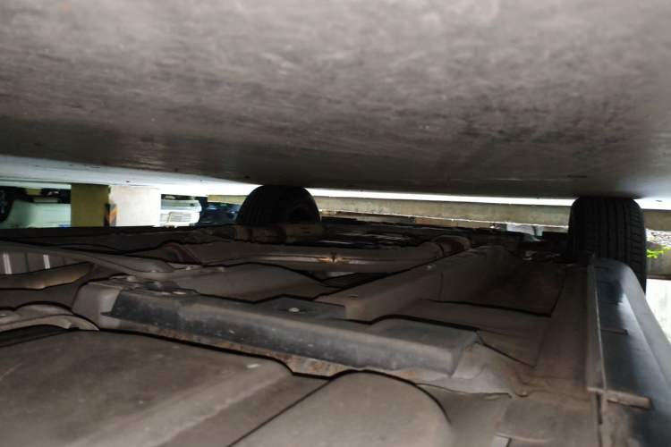 Used Infiniti QX50 2013 2.5L 4x4 Elegant Edition Chassis Rear Left