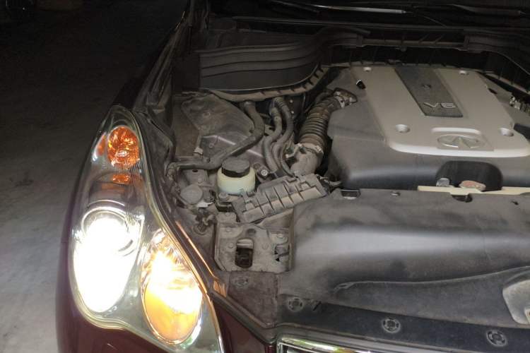 Used Infiniti QX50 2013 2.5L 4x4 Elegant Edition Engine Bay Right