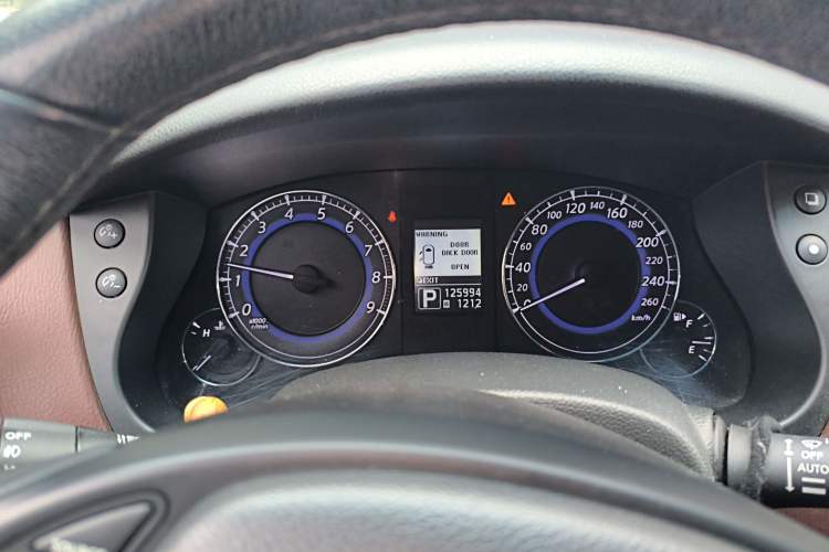 Used Infiniti QX50 2013 2.5L Two-Wheel-Drive Elegant Edition Instrument Cluster