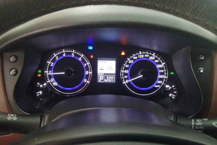 Used Infiniti QX50 2013 2.5L 4x4 Elegant Edition Instrument Cluster