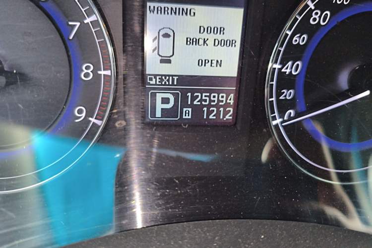 Used Infiniti QX50 2013 2.5L Two-Wheel-Drive Elegant Edition Odometer Close Up