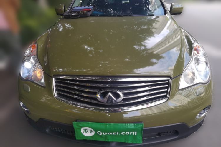 Used Infiniti QX50 2013 2.5L Two-Wheel-Drive Zunya Edition Front