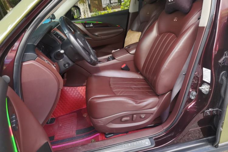 Used Infiniti QX50 2013 2.5L Two-Wheel-Drive Zunya Edition Left Front Seat