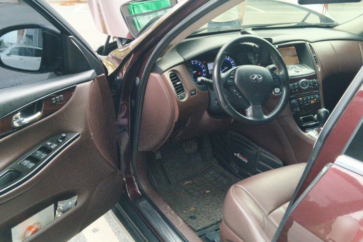 Used Infiniti QX50 2013 2.5L 4x4 Elegant Edition Driver Seat