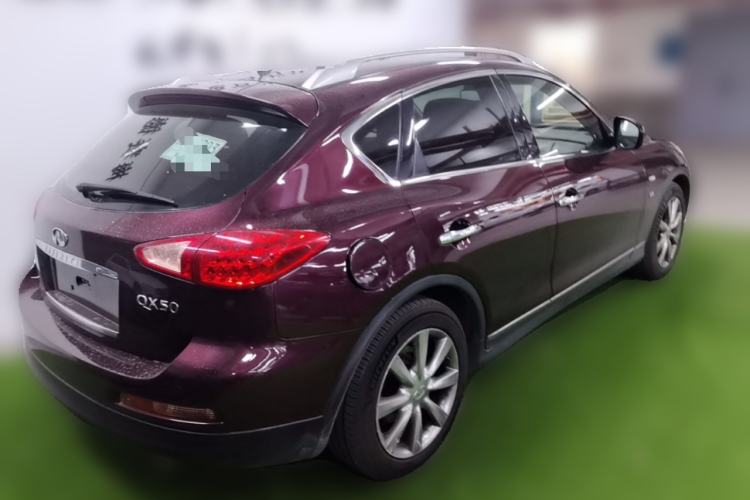 Used Infiniti QX50 2013 2.5L Two-Wheel-Drive Elegant Edition Rear Right 45 Deg