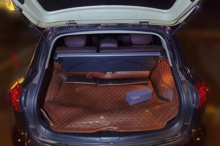 Used Infiniti QX50 2013 2.5L Two-Wheel-Drive Elegant Edition Trunk