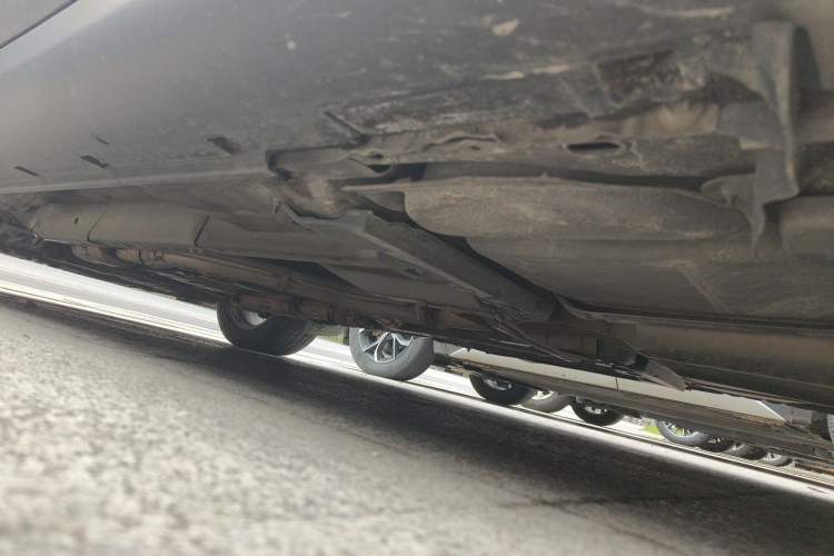 Used Infiniti QX50 2013 2.5L Two-Wheel-Drive Elegant Edition Chassis Front Right