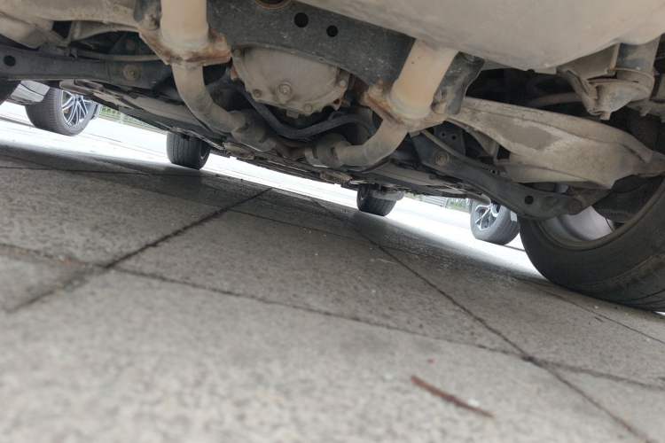 Used Infiniti QX50 2013 2.5L Two-Wheel-Drive Elegant Edition Chassis Front