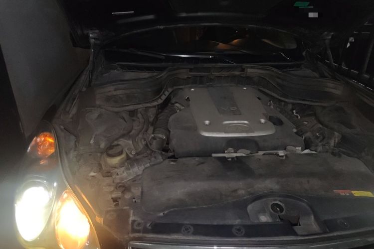 Used Infiniti QX50 2013 2.5L Two-Wheel-Drive Zunya Edition Engine Bay Right
