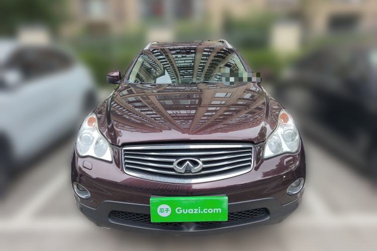 Used Infiniti QX50 2013 2.5L Two-Wheel-Drive Elegant Edition Front