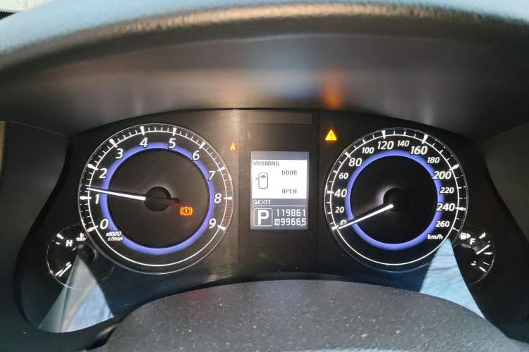 Used Infiniti QX50 2013 2.5L 4x4 Luxury Edition Instrument Cluster
