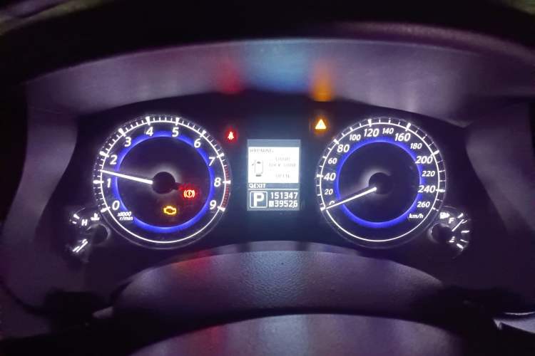 Used Infiniti QX50 2013 2.5L Two-Wheel-Drive Elegant Edition Instrument Cluster