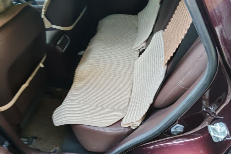 Used Infiniti QX50 2013 2.5L 4x4 Luxury Edition Left Rear Seat