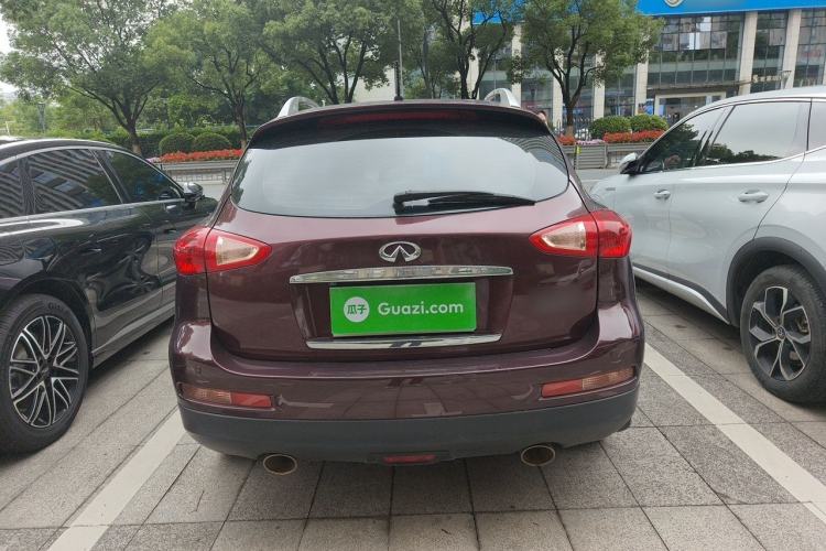 Used Infiniti QX50 2013 2.5L Two-Wheel-Drive Elegant Edition Rear