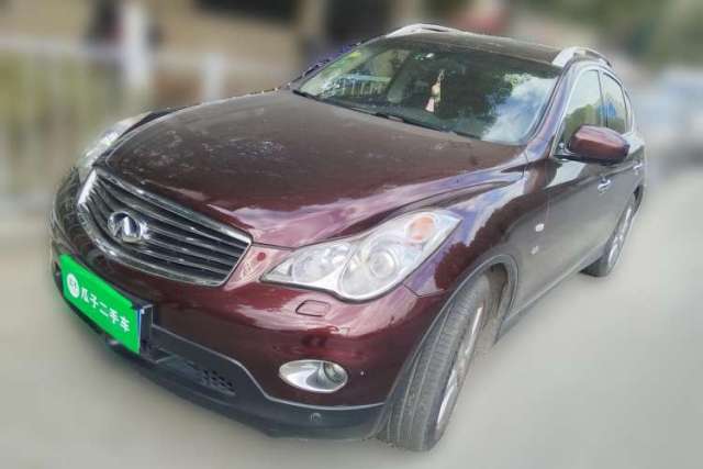 Ojetý Infiniti QX50 2013 2.5L Two-Wheel-Drive Zunya Edition
