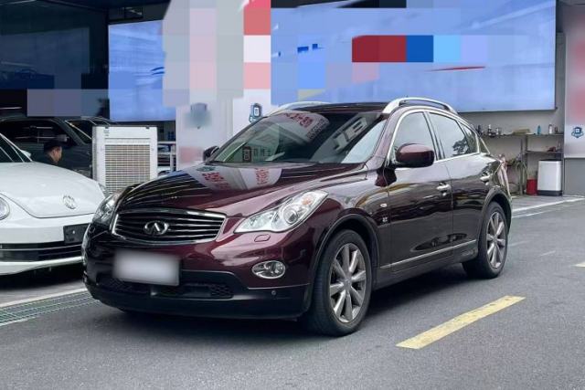 Ojetý Infiniti QX50 2013 2.5L Two-Wheel-Drive Zunya Edition