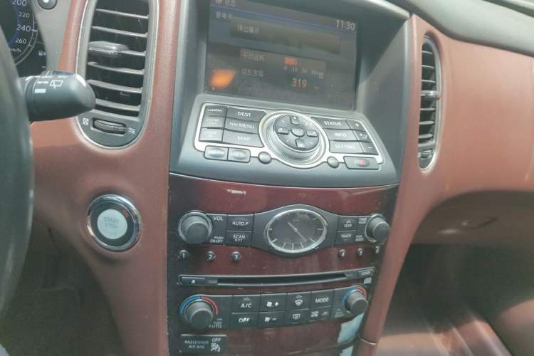 Used Infiniti QX50 2013 2.5L Two-Wheel-Drive Zunya Edition Audio And AC Panel